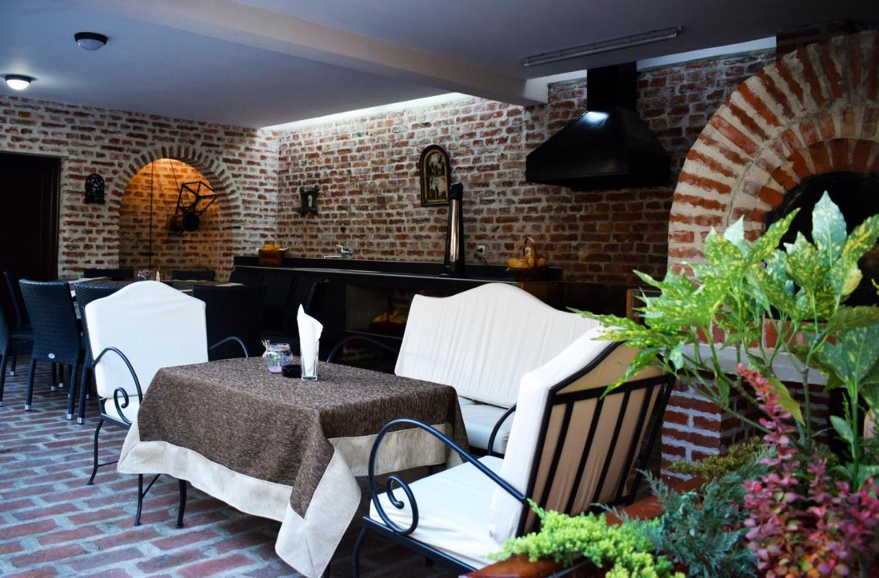 Hunting House Hotel Turija Ngoại thất bức ảnh