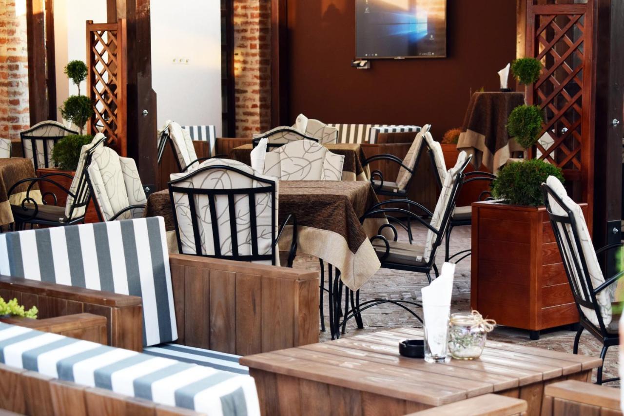 Hunting House Hotel Turija Ngoại thất bức ảnh