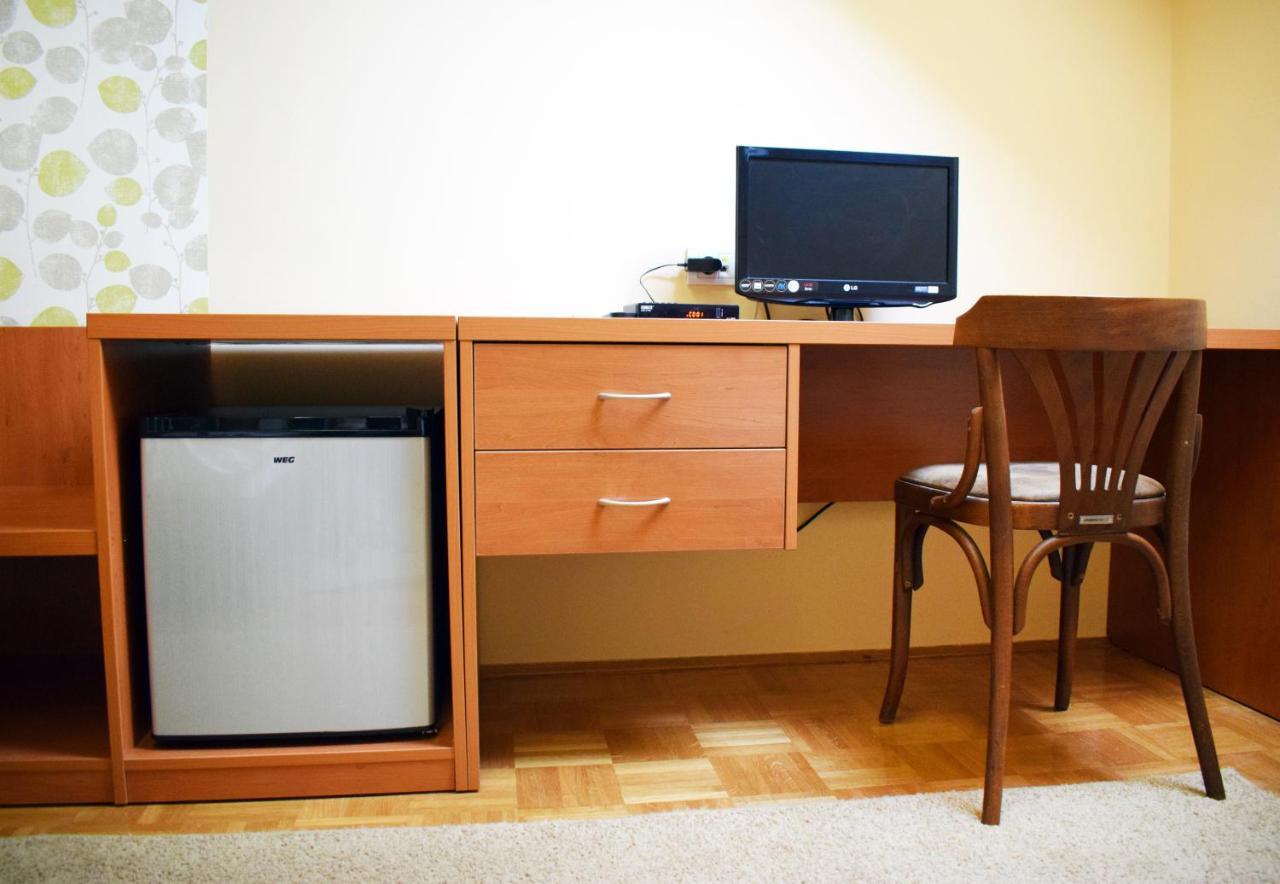 Hunting House Hotel Turija Ngoại thất bức ảnh